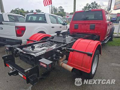 2018 Ram 5500 Cab Chassis Tradesman Crew Cab DRW - zdjęcie 3 z 28 - miniatura