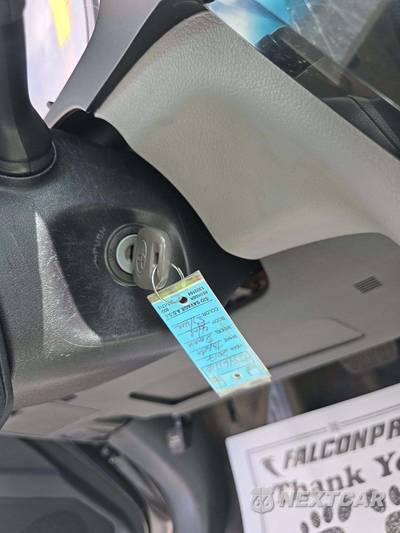 2017 Toyota Sienna LE 7-Passenger 119.3" WB - zdjęcie 8 z 27 - miniatura
