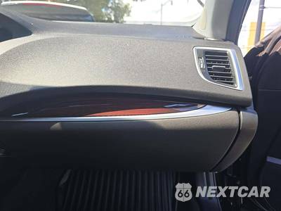 2015 Acura TLX w/Technology Package - zdjęcie 19 z 29 - miniatura