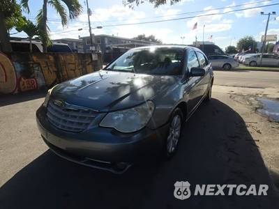 2010 Chrysler Sebring Limited Sedan - zdjęcie 1 z 25 - miniatura