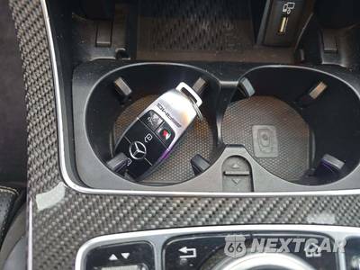 2020 Mercedes-Benz AMG C 63 S Coupe - zdjęcie 8 z 27 - miniatura