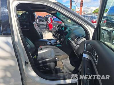 2017 Ford Explorer XLT - zdjęcie 16 z 28 - miniatura