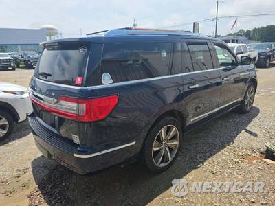 2019 Lincoln Navigator L Reserve - zdjęcie 3 z 22 - miniatura