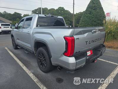 2025 Toyota Tundra i-FORCE MAX Limited Crew Cab Short Bed - zdjęcie 2 z 21 - miniatura