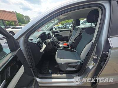 2025 Volkswagen Taos S - zdjęcie 6 z 20 - miniatura