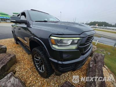 2021 Ram 1500 Laramie Crew Cab Short Bed - zdjęcie 4 z 22 - miniatura