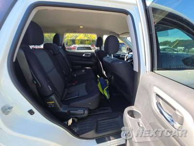 2019 Nissan Pathfinder SV - zdjęcie 17 z 24 - miniatura