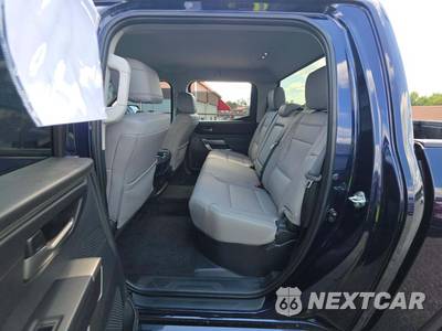 2024 Toyota Tundra SR5 Crew Cab Short Bed - zdjęcie 13 z 21 - miniatura