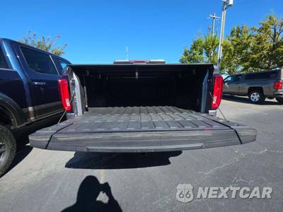 2020 GMC Sierra 1500 SLT Crew Cab Short Bed 4SA - zdjęcie 14 z 25 - miniatura
