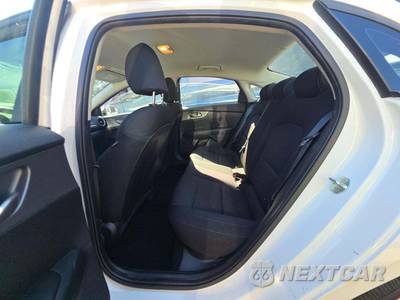2021 Kia Forte LXS - zdjęcie 13 z 20 - miniatura