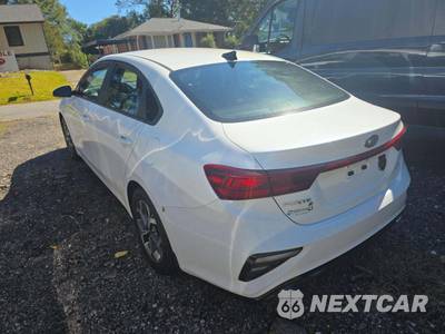 2021 Kia Forte LXS - zdjęcie 2 z 20 - miniatura