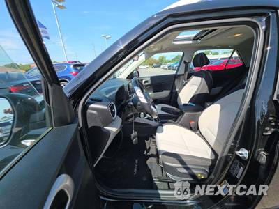 2026 Hyundai Venue SEL - zdjęcie 6 z 21 - miniatura