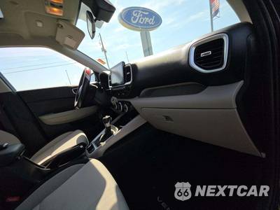 2026 Hyundai Venue SEL - zdjęcie 19 z 21 - miniatura