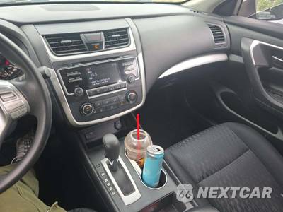 2018 Nissan Altima 2.5 S - zdjęcie 10 z 21 - miniatura