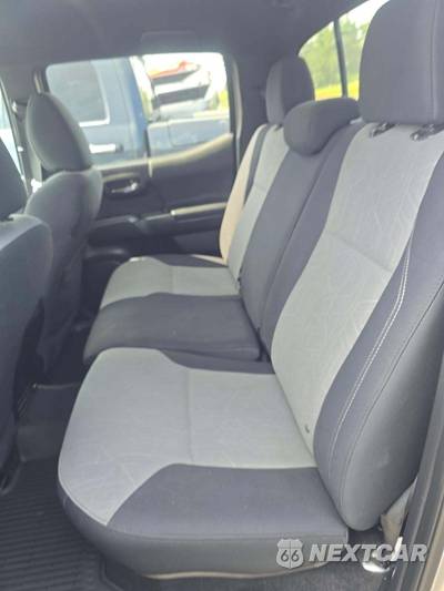 2021 Toyota Tacoma TRD Sport Crew Cab Medium Bed - zdjęcie 13 z 22 - miniatura