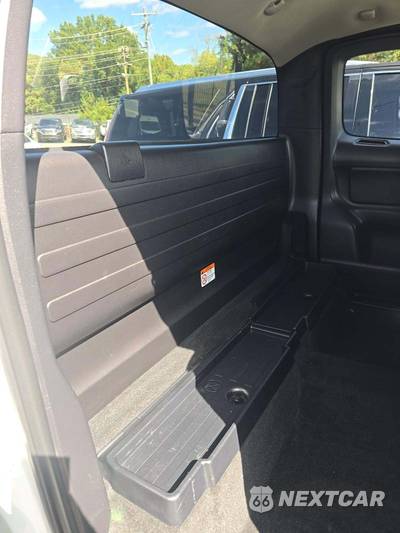 2020 Toyota Tacoma SR Extended Cab Long Bed w/Rear Doors - zdjęcie 16 z 24 - miniatura