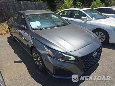 2025 Nissan Altima SV - zdjęcie 4 z 22 - miniatura