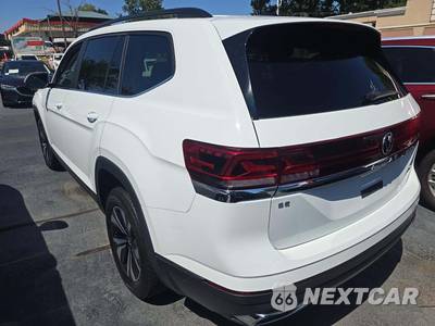 2024 Volkswagen Atlas 2.0T SE - zdjęcie 2 z 23 - miniatura