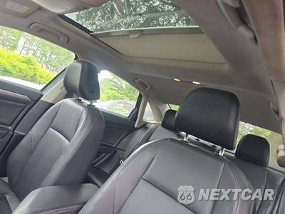 2019 Volkswagen Jetta SEL - zdjęcie 11 z 34 - miniatura