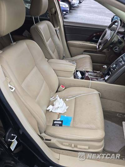 2010 Acura RL w/Technology Package & CMBS - zdjęcie 18 z 32 - miniatura