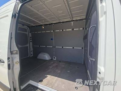 2024 Mercedes-Benz Sprinter 2500 Cargo Van 144.0" WB - zdjęcie 15 z 19 - miniatura