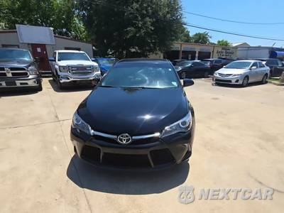 2016 Toyota Camry SE - zdjęcie 2 z 26 - miniatura