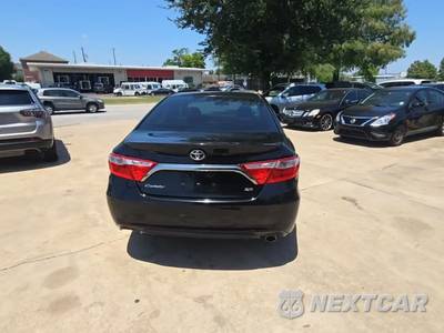 2016 Toyota Camry SE - zdjęcie 4 z 26 - miniatura
