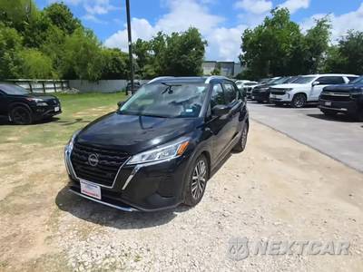 2023 Nissan Kicks SV - zdjęcie 1 z 17 - miniatura