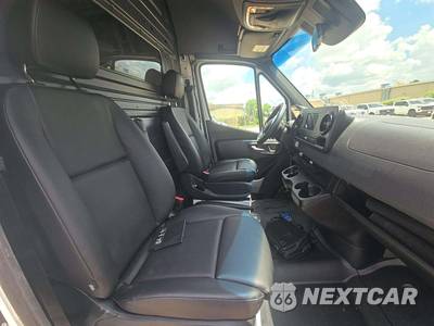 2024 Mercedes-Benz Sprinter 2500 Cargo Van 144.0" WB - zdjęcie 17 z 19 - miniatura
