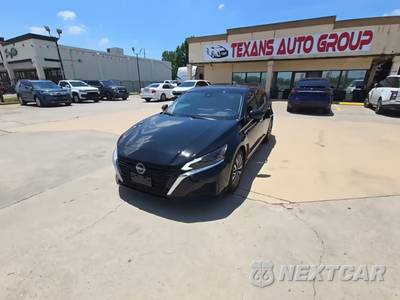 2023 Nissan Altima SV - zdjęcie 1 z 17 - miniatura
