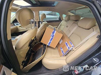 2015 Hyundai Genesis 3.8 Sedan - zdjęcie 13 z 26 - miniatura