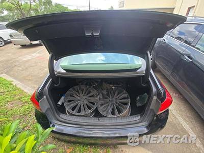 2015 Hyundai Genesis 3.8 Sedan - zdjęcie 14 z 26 - miniatura
