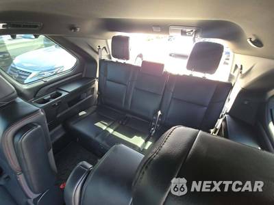 2025 Toyota Sequoia TRD Pro - zdjęcie 13 z 20 - miniatura