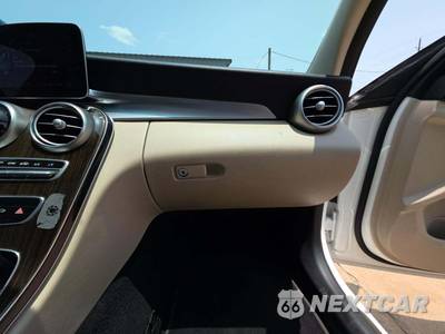 2021 Mercedes-Benz C 300 Sedan - zdjęcie 16 z 17 - miniatura