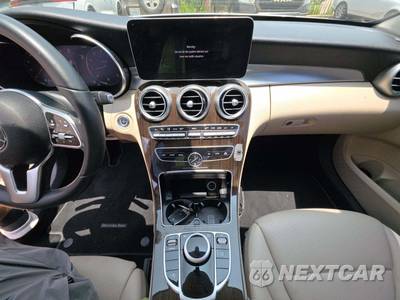 2021 Mercedes-Benz C 300 Sedan - zdjęcie 7 z 17 - miniatura