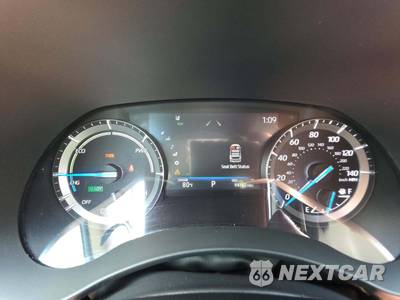 2020 Toyota Highlander Hybrid XLE - zdjęcie 9 z 21 - miniatura