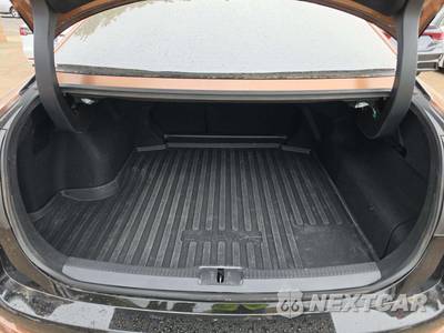 2026 Toyota Crown Platinum - zdjęcie 14 z 22 - miniatura