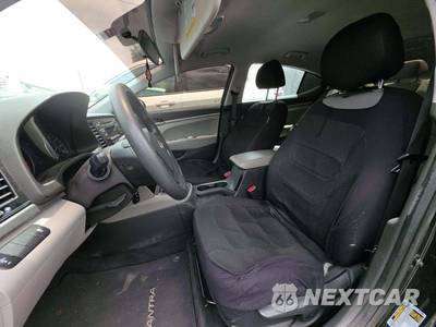 2018 Hyundai Elantra SE Sedan - zdjęcie 6 z 29 - miniatura