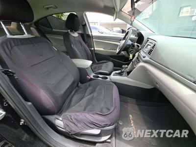 2018 Hyundai Elantra SE Sedan - zdjęcie 18 z 29 - miniatura