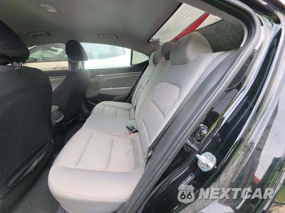 2018 Hyundai Elantra SE Sedan - zdjęcie 13 z 29 - miniatura