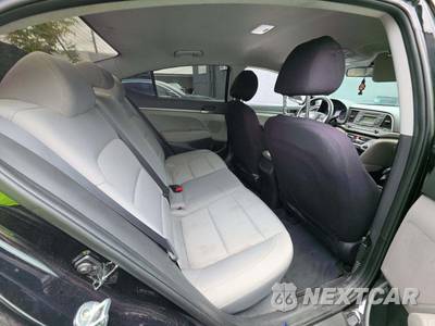 2018 Hyundai Elantra SE Sedan - zdjęcie 16 z 29 - miniatura