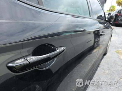 2018 Hyundai Elantra SE Sedan - zdjęcie 23 z 29 - miniatura