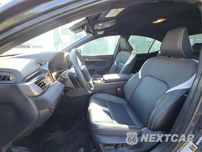2025 Toyota Camry SE - zdjęcie 3 z 21 - miniatura