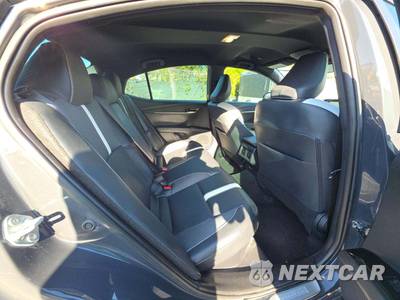 2025 Toyota Camry SE - zdjęcie 13 z 21 - miniatura