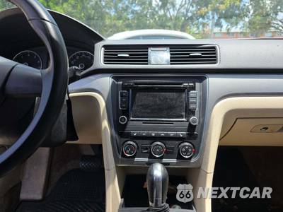2015 Volkswagen Passat 1.8T Limited Edition - zdjęcie 10 z 19 - miniatura