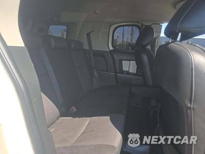 2008 Toyota FJ Cruiser w/Rear Doors - zdjęcie 13 z 21 - miniatura