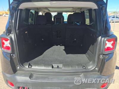 2022 Jeep Renegade Trailhawk - zdjęcie 11 z 20 - miniatura