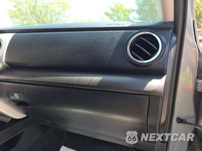 2021 Toyota Tundra SR5 Crew Cab Short Bed - zdjęcie 16 z 22 - miniatura
