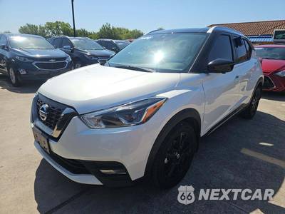 2020 Nissan Kicks SR - zdjęcie 1 z 24 - miniatura
