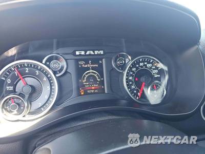 2022 Ram 3500 Tradesman Crew Cab Long Bed - zdjęcie 9 z 23 - miniatura